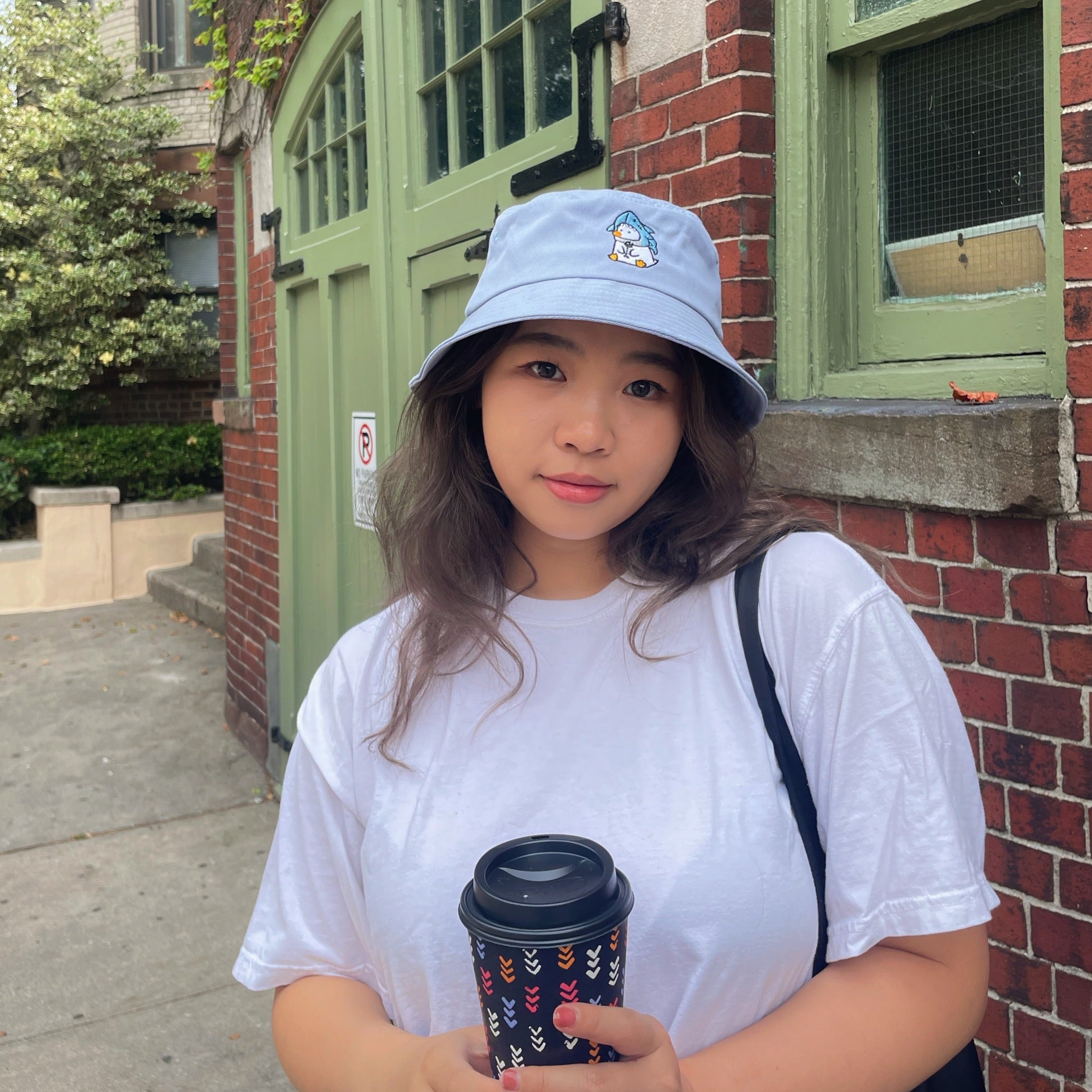 "SHARK DUCK" BUCKET HAT BLUE