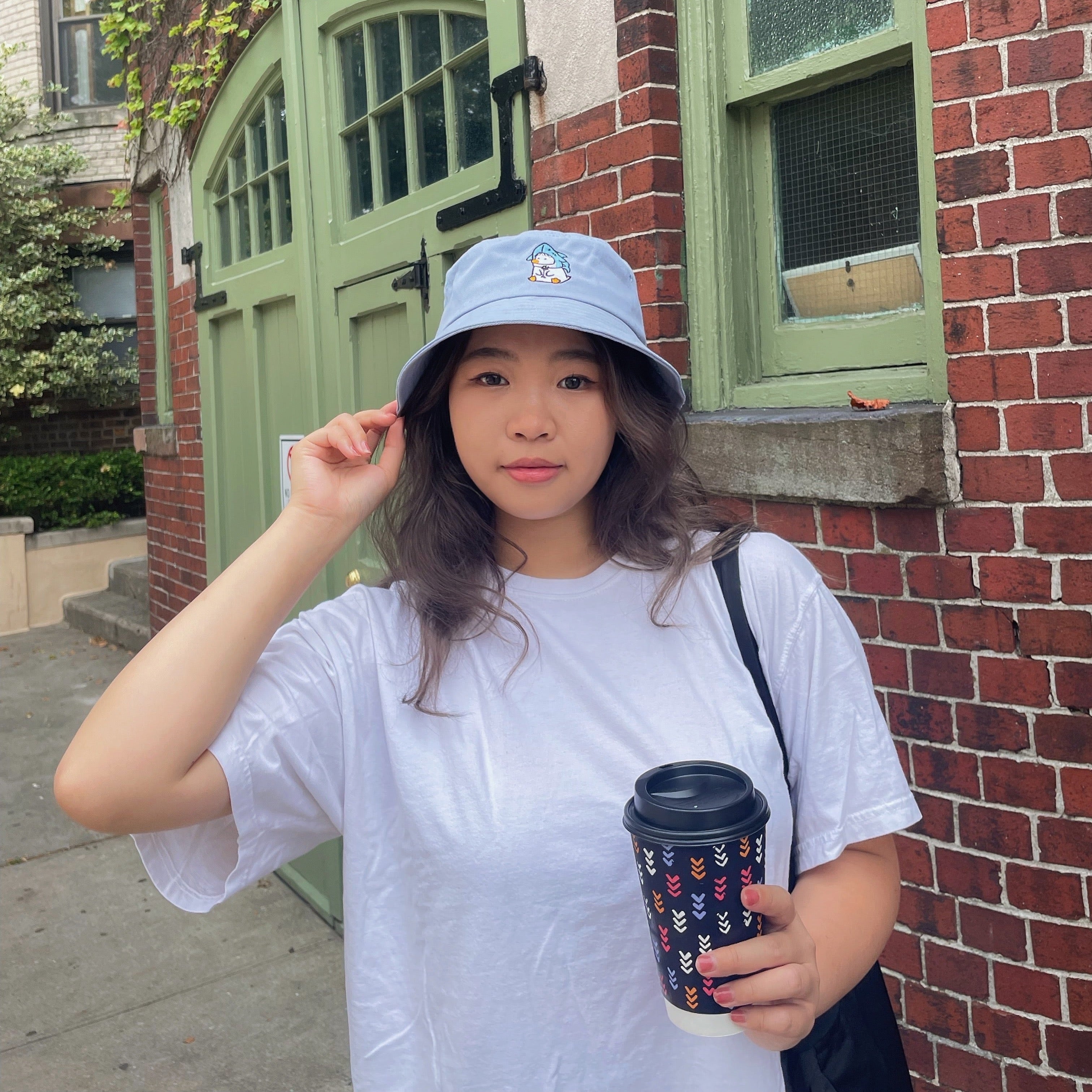 "SHARK DUCK" BUCKET HAT BLUE