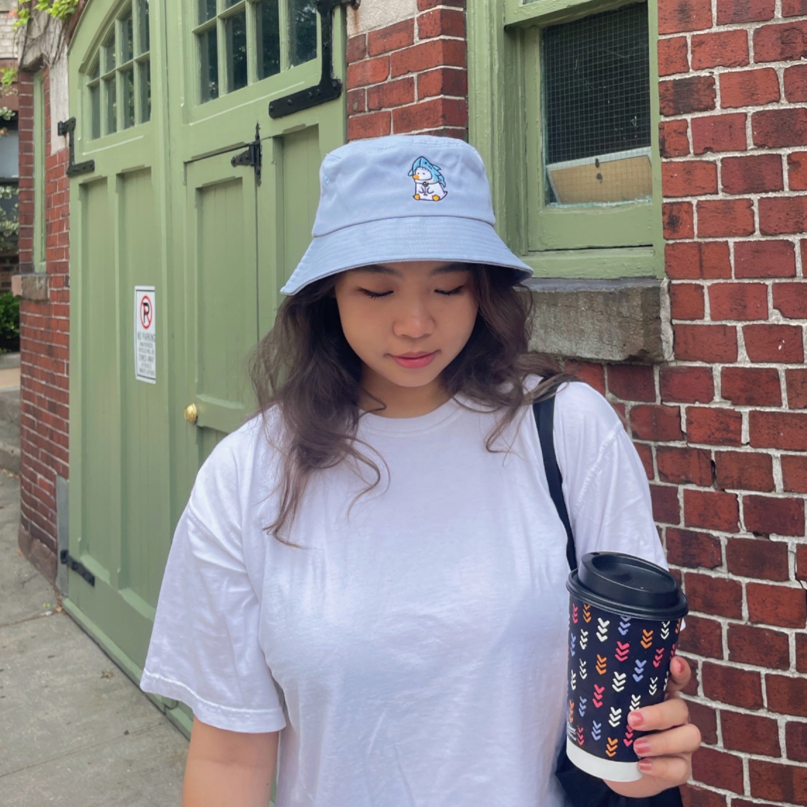 "SHARK DUCK" BUCKET HAT BLUE