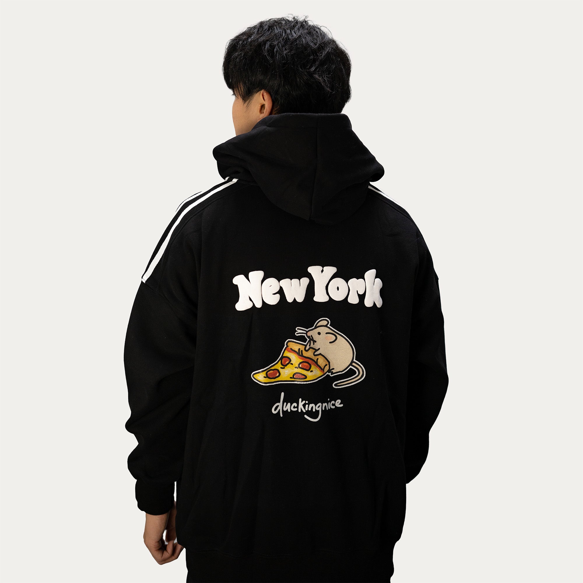 "PIZZA DUCK” ZIP UP BLACK